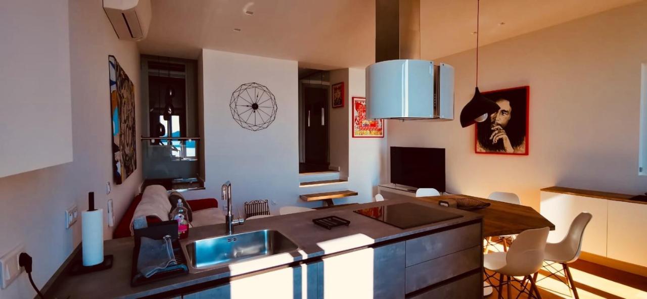 Magnifique Duplex Vue Mer Ментона Экстерьер фото
